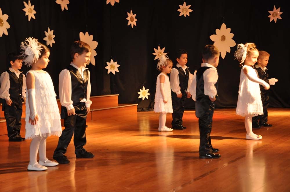 YIL SONU GÖSTERİSİ